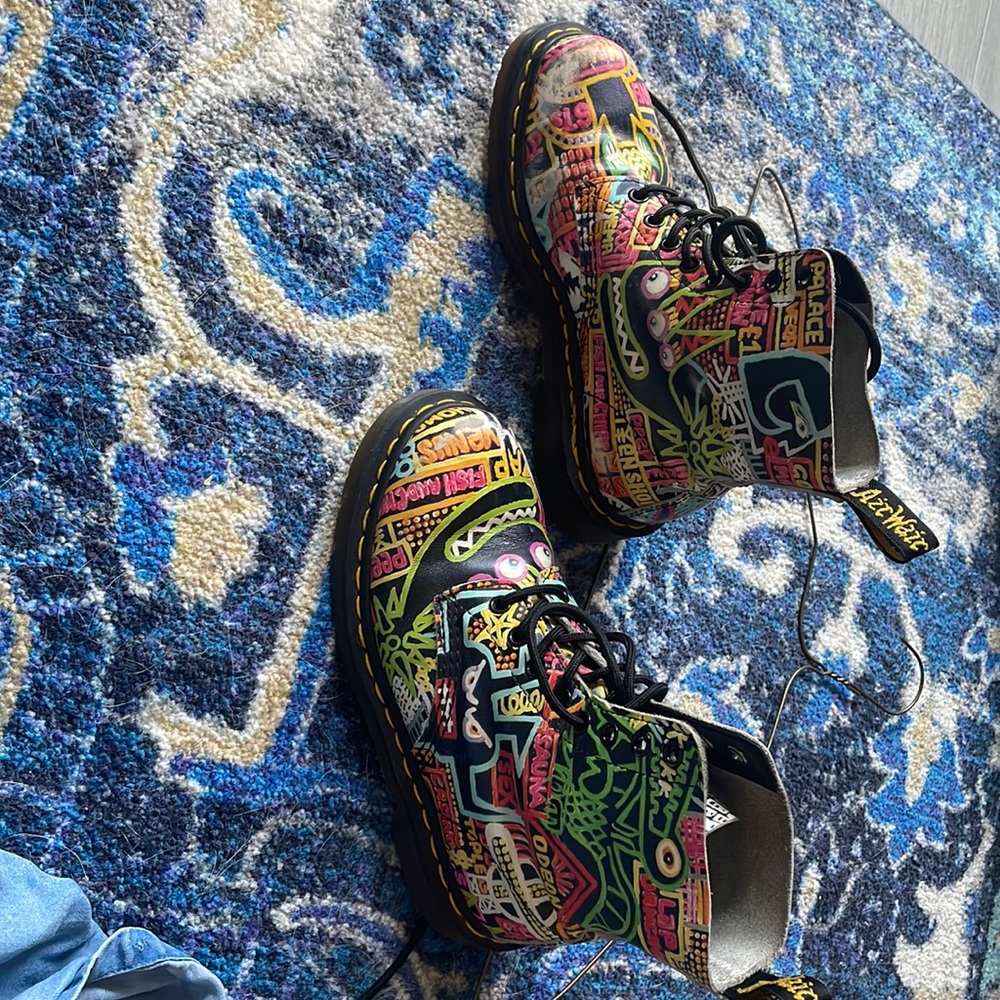 Dr. Martens size 6 limited edition excellent condition